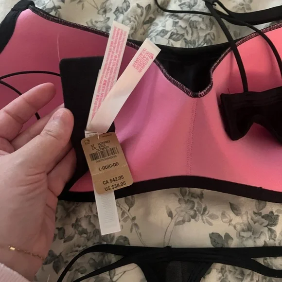 NWT Bra Set - Picture 5 of 5